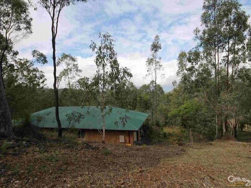 83 Campbell Drive, Kooralbyn QLD 4285