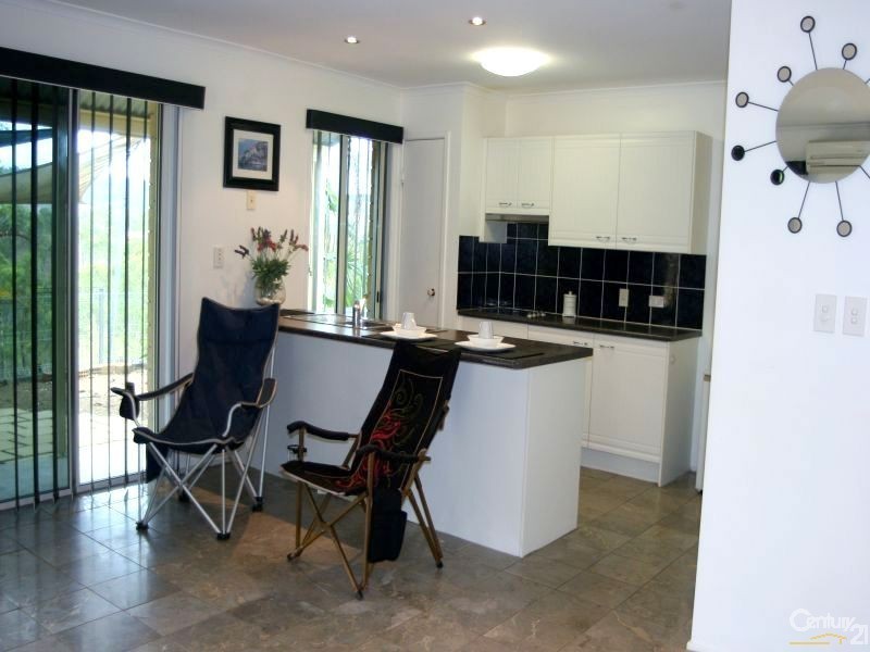 195 Walker Drive, Kooralbyn QLD 4285