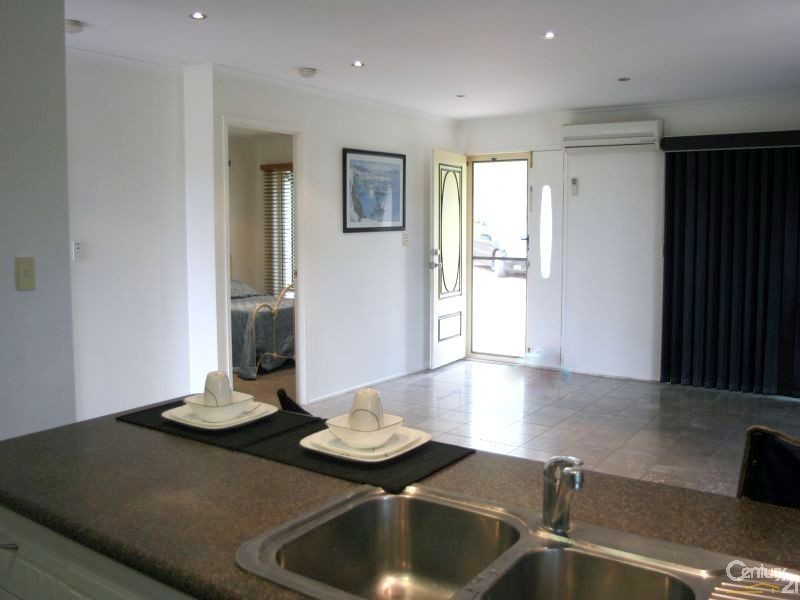 195 Walker Drive, Kooralbyn QLD 4285