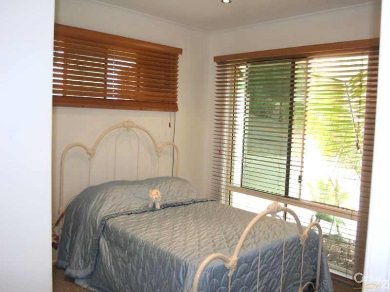 195 Walker Drive, Kooralbyn QLD 4285