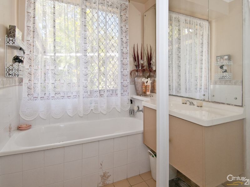 180-182 Amber Crescent, Jimboomba QLD 4280