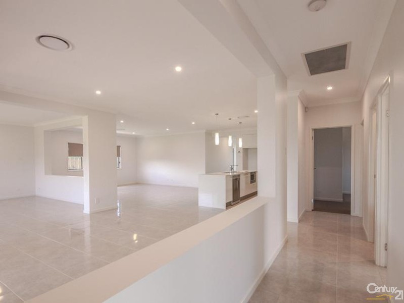 18 Robyn Court, Logan Village QLD 4207