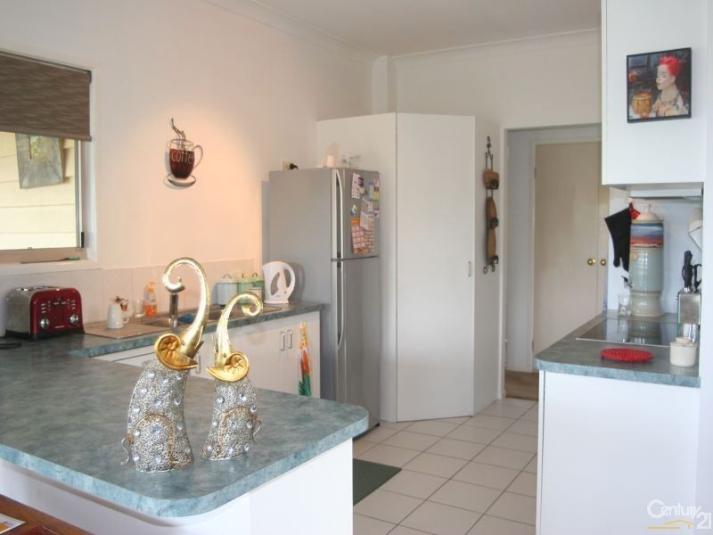 245 Wellington Bundock Drive, Kooralbyn QLD 4285