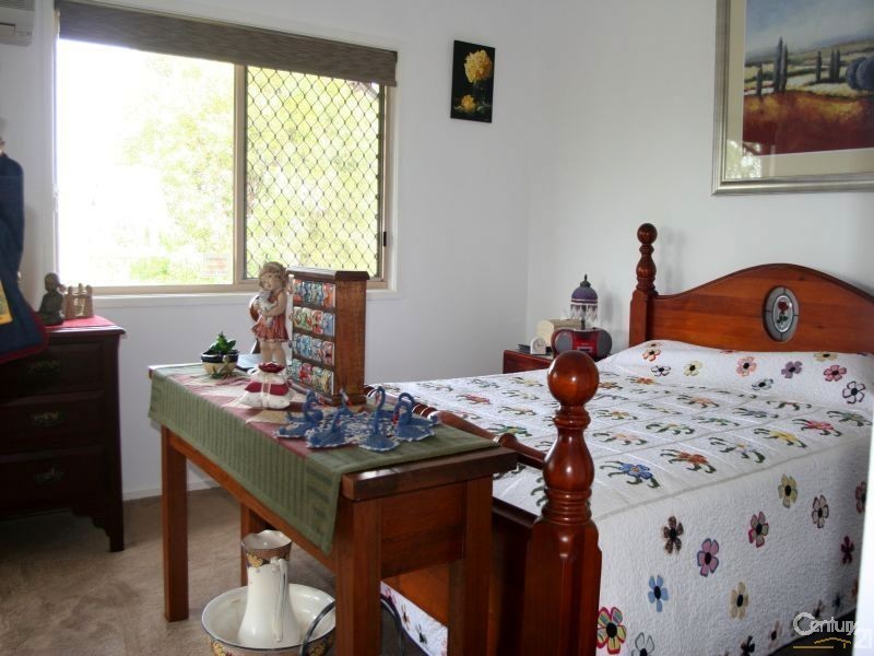 245 Wellington Bundock Drive, Kooralbyn QLD 4285