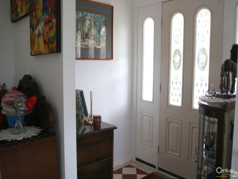 245 Wellington Bundock Drive, Kooralbyn QLD 4285