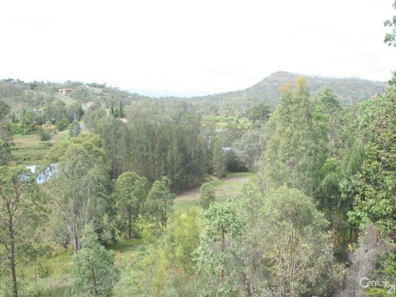 245 Wellington Bundock Drive, Kooralbyn QLD 4285