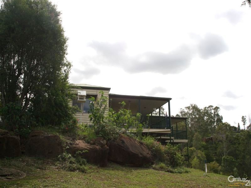 245 Wellington Bundock Drive, Kooralbyn QLD 4285