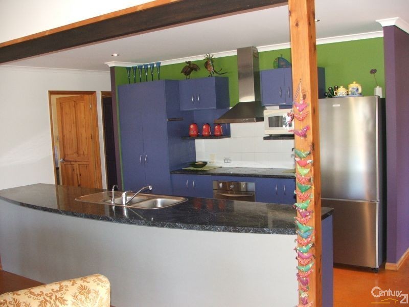 14 McPherson Road, Chambers Flat QLD 4133