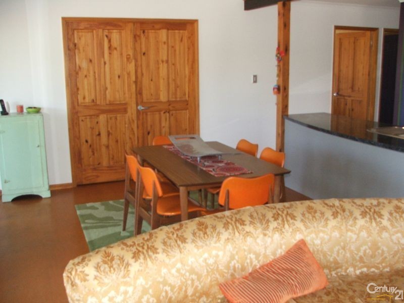 14 McPherson Road, Chambers Flat QLD 4133