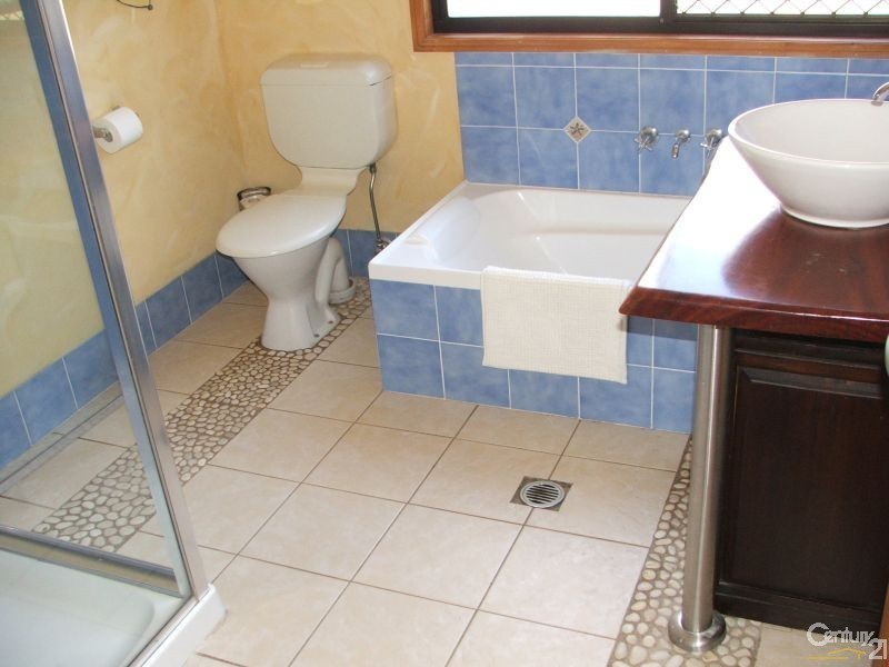 14 McPherson Road, Chambers Flat QLD 4133