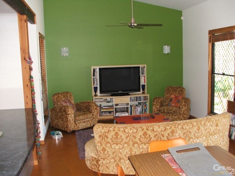 14 McPherson Road, Chambers Flat QLD 4133