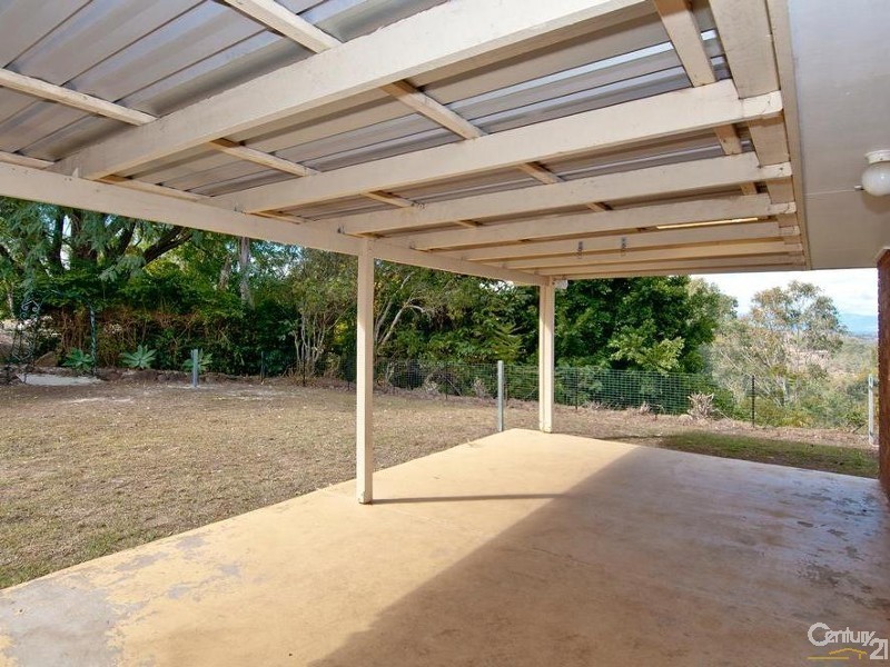 2 Francis Close, Kooralbyn QLD 4285