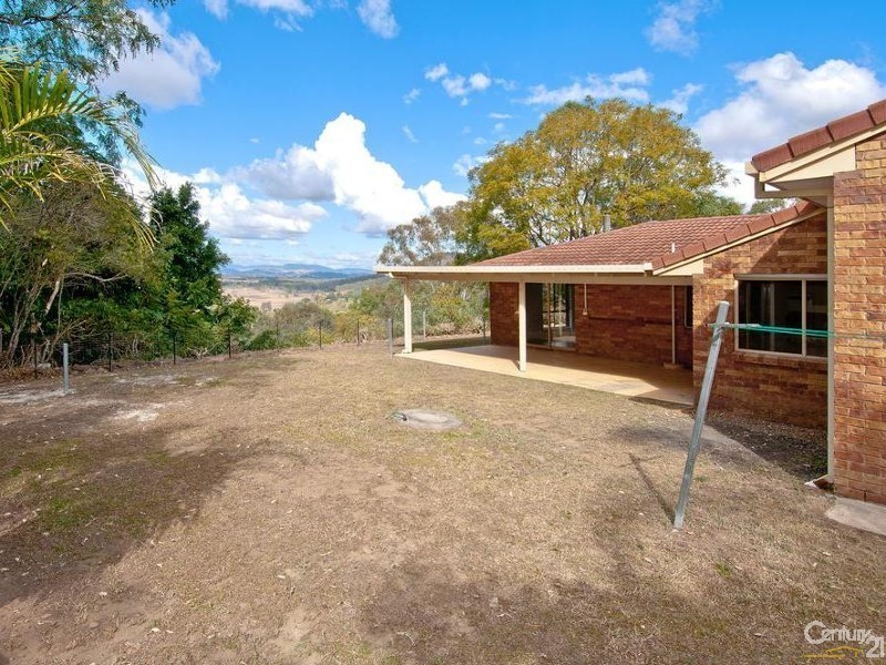 2 Francis Close, Kooralbyn QLD 4285