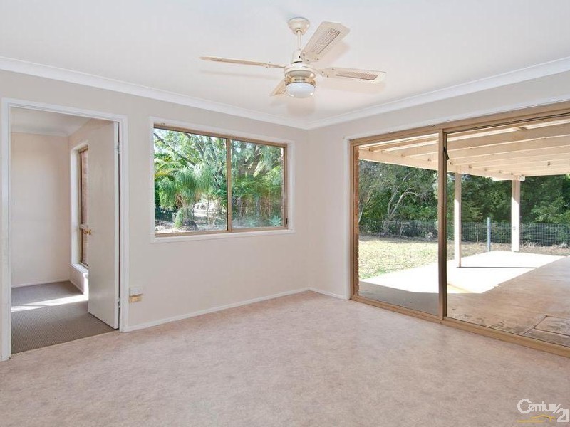 2 Francis Close, Kooralbyn QLD 4285