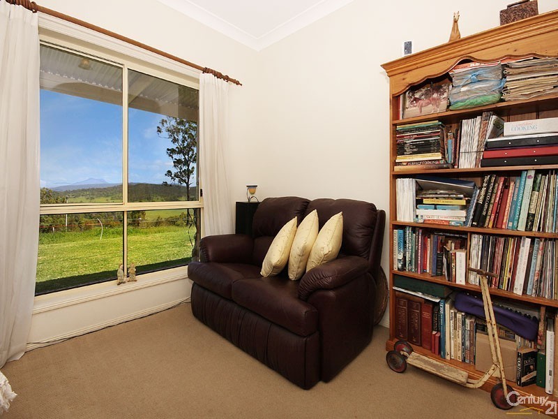569 Oaky Creek Road, Oaky Creek QLD 4285