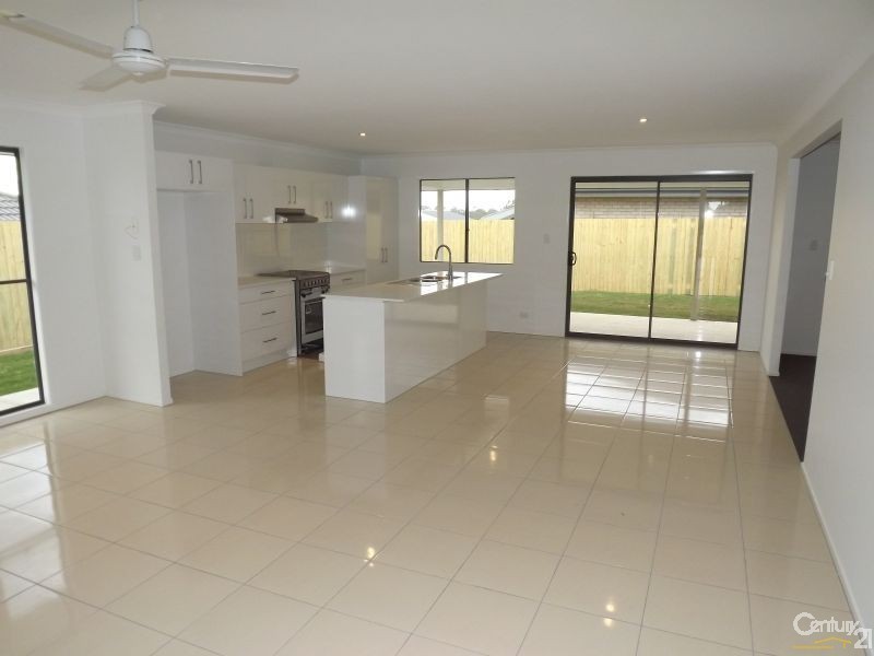 47 Huggins Ave, Yarrabilba QLD 4207