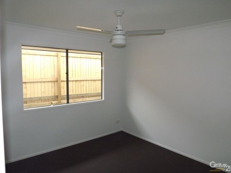 47 Huggins Ave, Yarrabilba QLD 4207