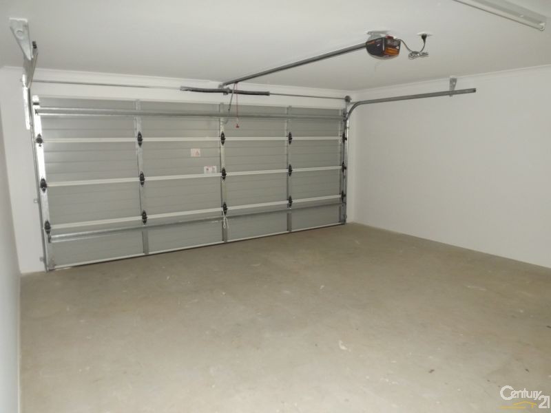 47 Huggins Ave, Yarrabilba QLD 4207