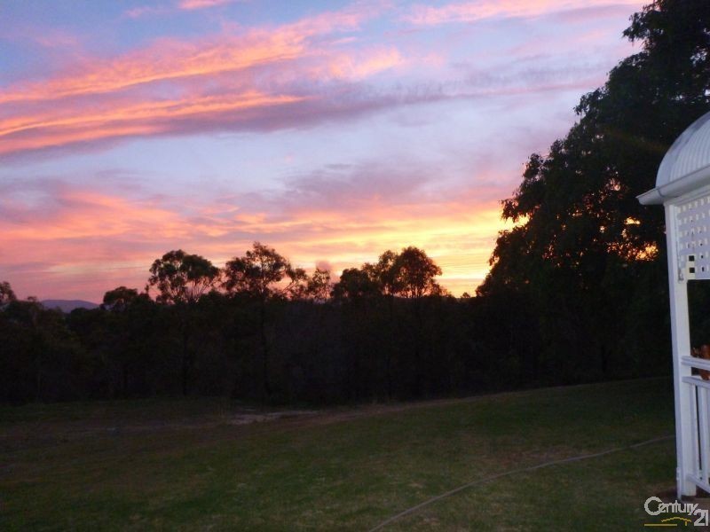 45 Brooks Drive, Kooralbyn QLD 4285