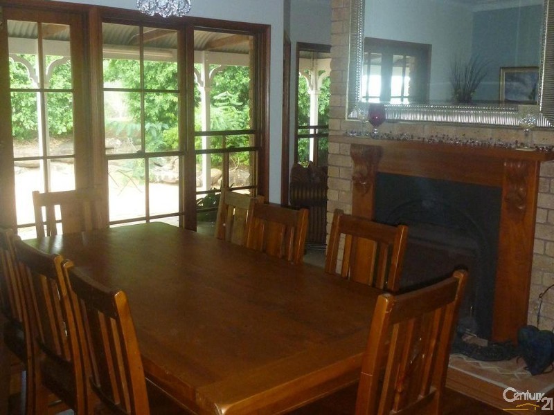 45 Brooks Drive, Kooralbyn QLD 4285