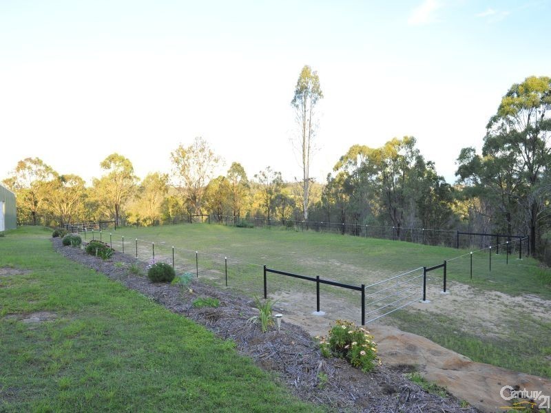 45 Brooks Drive, Kooralbyn QLD 4285