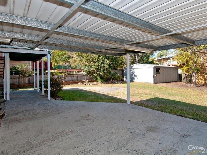 9 Laurinda Crescent, Springwood QLD 4127