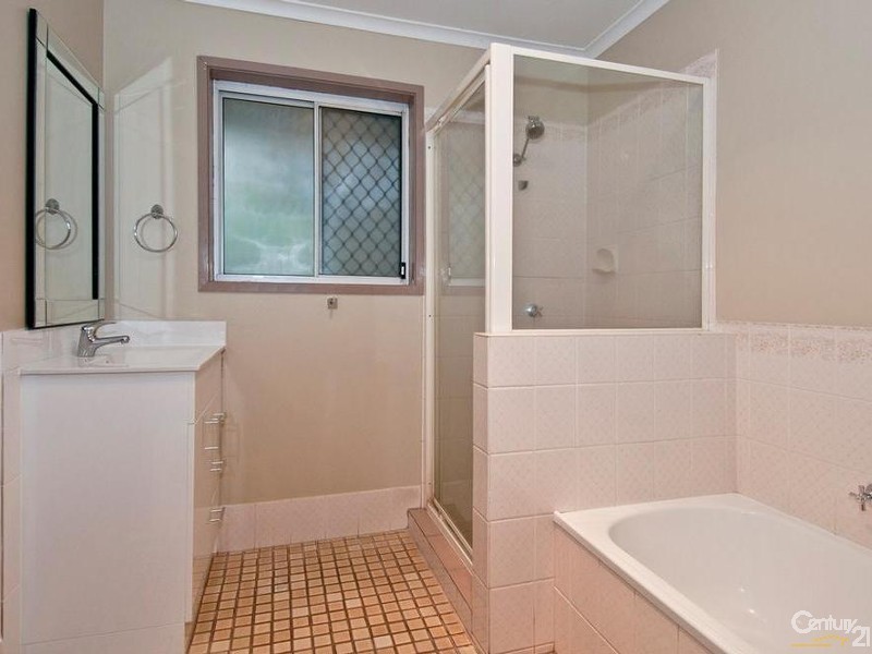 26 Stirling St, Beaudesert QLD 4285