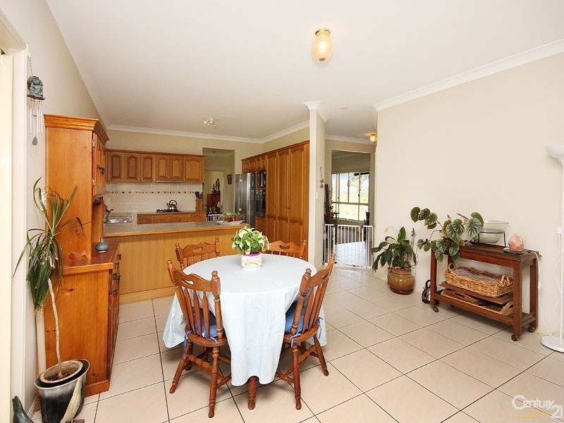 569 Oaky Creek Road, Oaky Creek QLD 4285