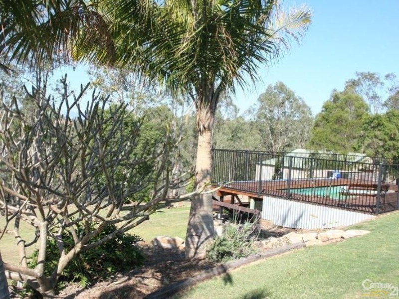 81-83 Scarvell Place, Kooralbyn QLD 4285