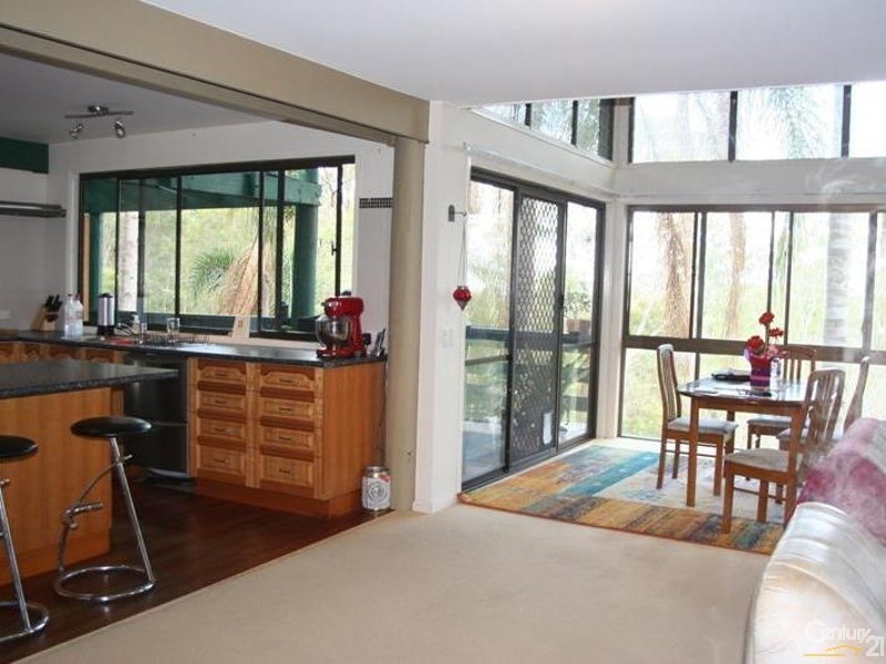 169 Haygarth Drive, Kooralbyn QLD 4285