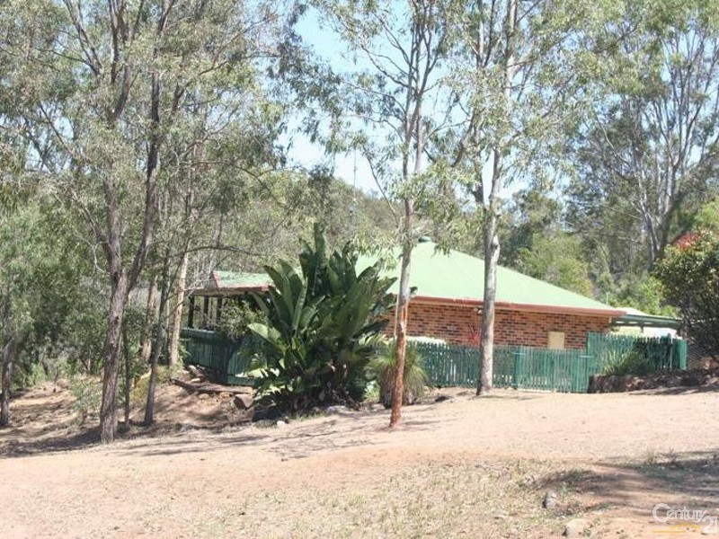 23-27 Barker Place, Kooralbyn QLD 4285