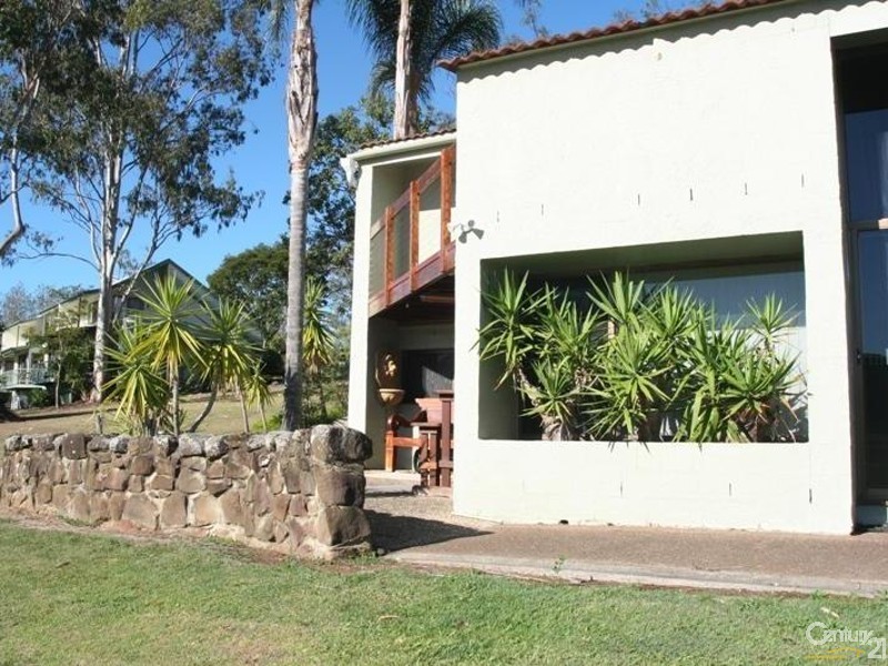 Kooralbyn QLD 4285