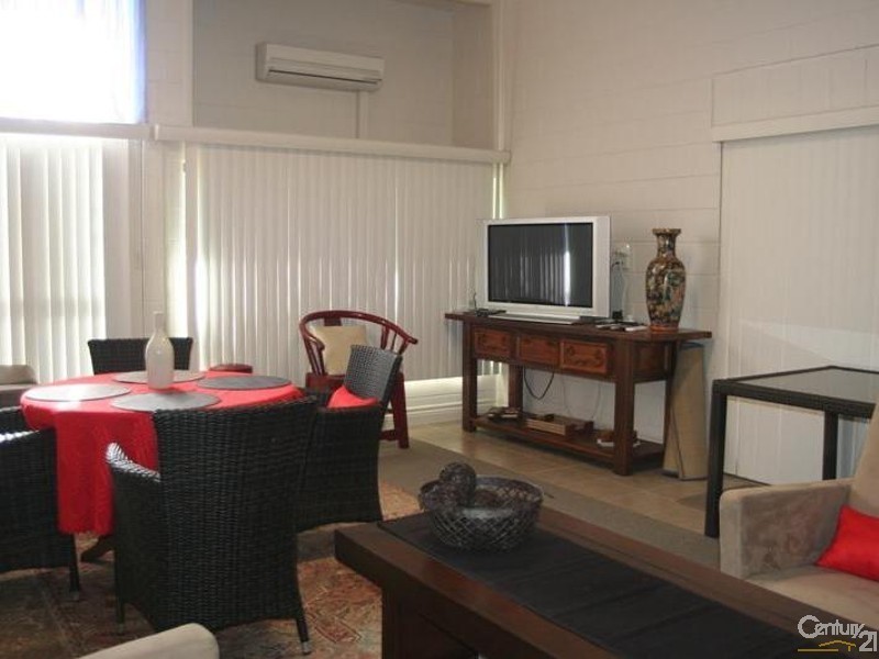 Kooralbyn QLD 4285
