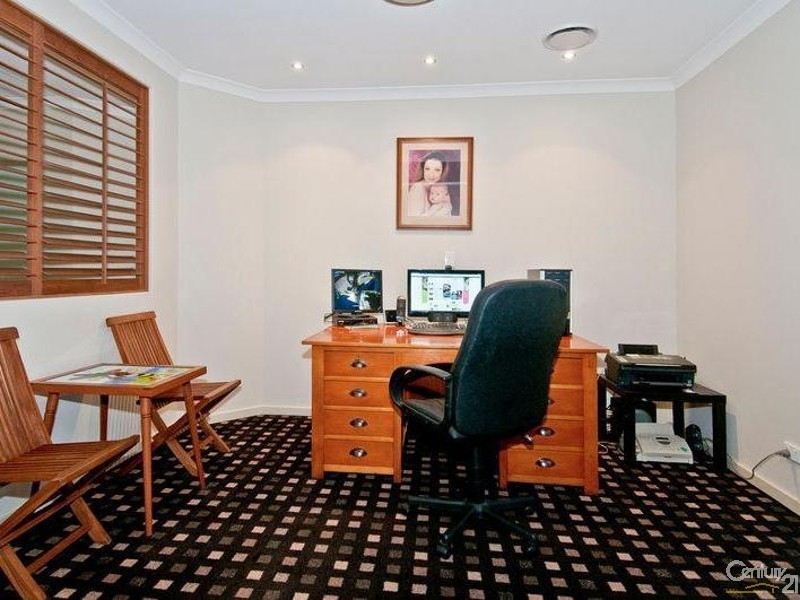 6 Robyn Court, Logan Village QLD 4207