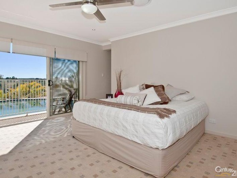 6 Robyn Court, Logan Village QLD 4207