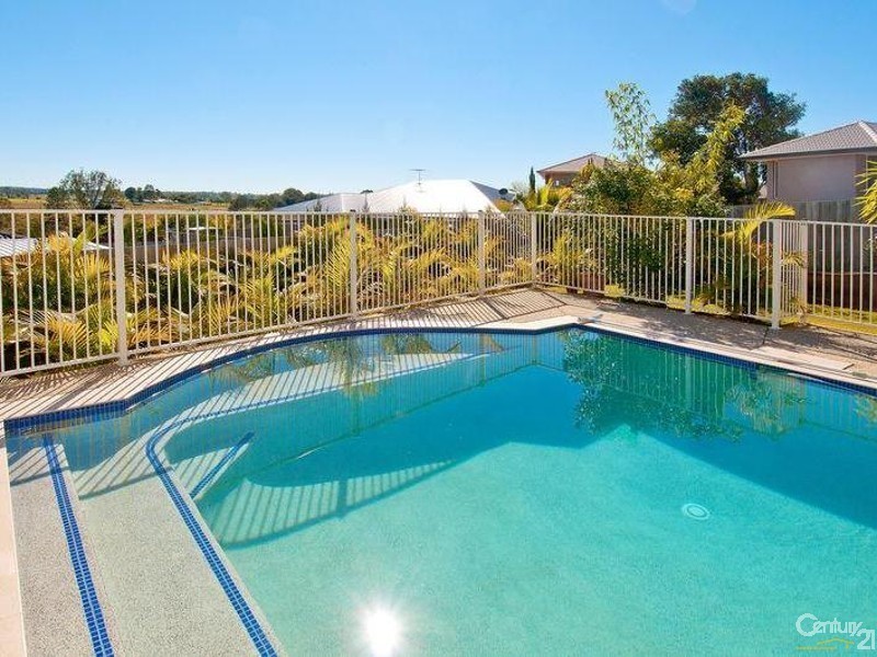 6 Robyn Court, Logan Village QLD 4207