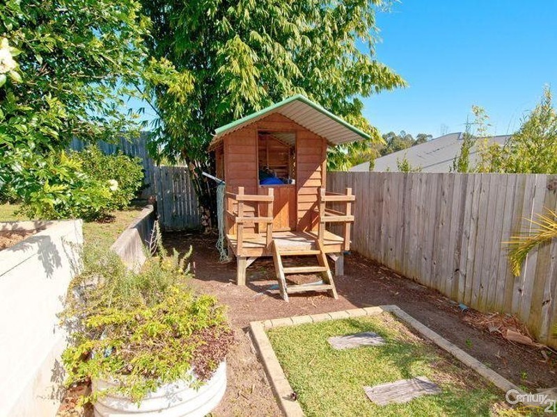 6 Robyn Court, Logan Village QLD 4207