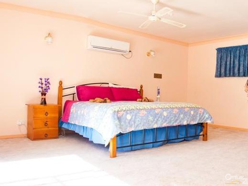 Logan Village QLD 4207