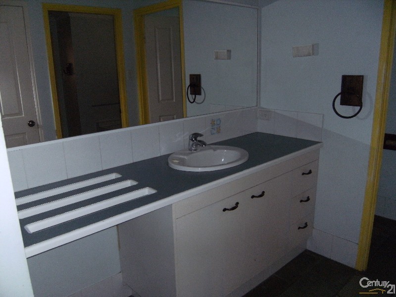 42-46 Archer Ct, Chambers Flat QLD 4133