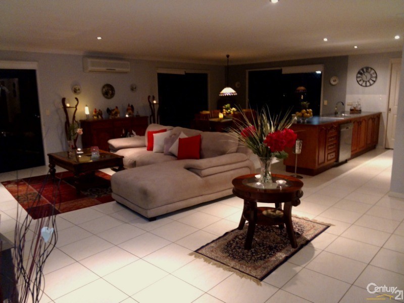 50 Merton Close, Kooralbyn QLD 4285