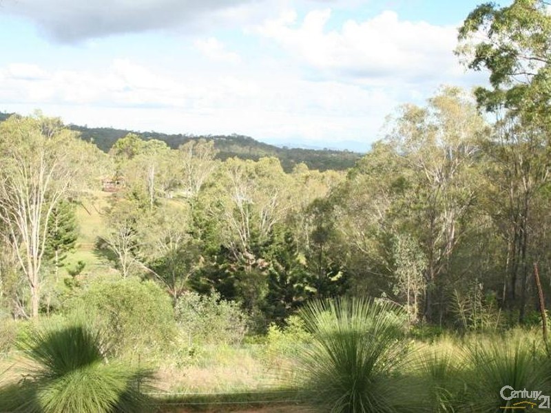 73-75 Campbell Drive, Kooralbyn QLD 4285