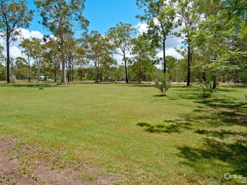 66 Wandearah Road, Logan Village QLD 4207