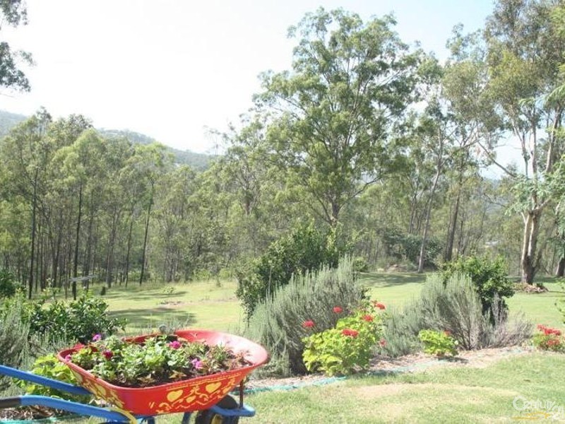 61 campbell drive, Kooralbyn QLD 4285