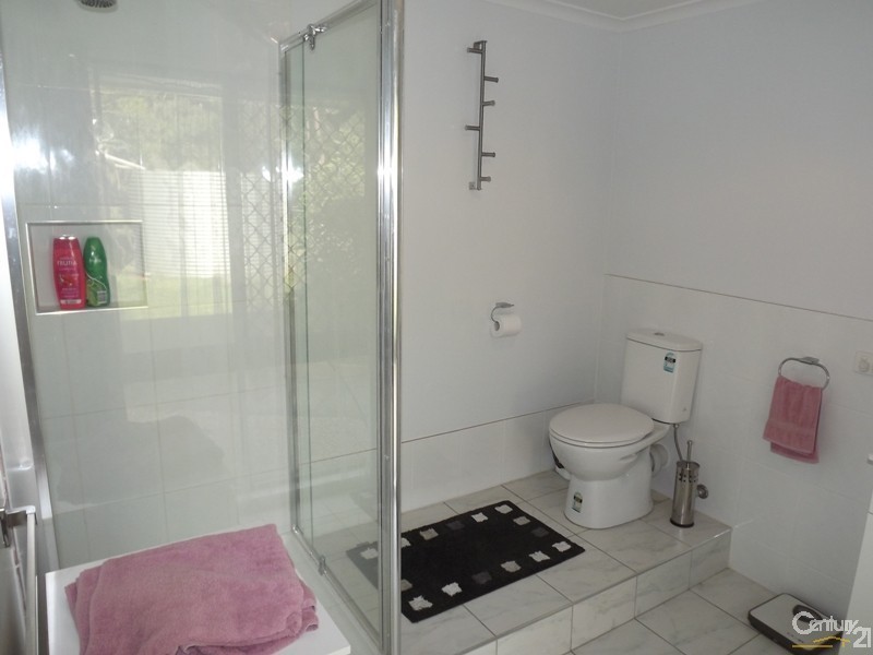 60 Coplick Crescent, Buccan QLD 4207