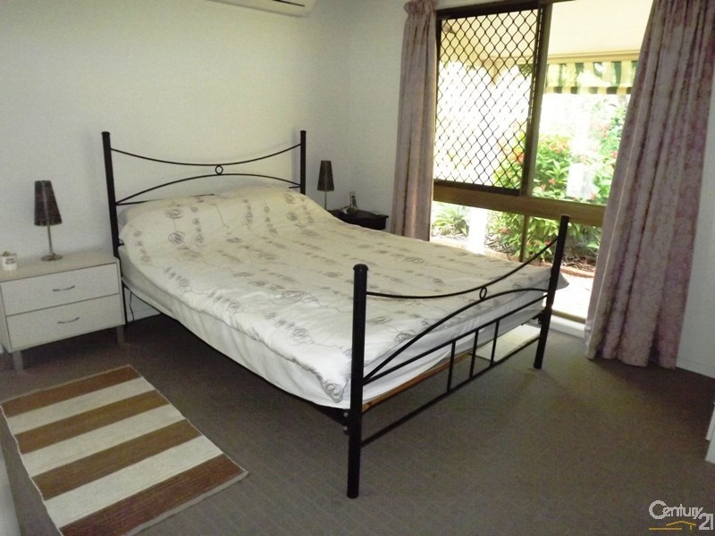 60 Coplick Crescent, Buccan QLD 4207