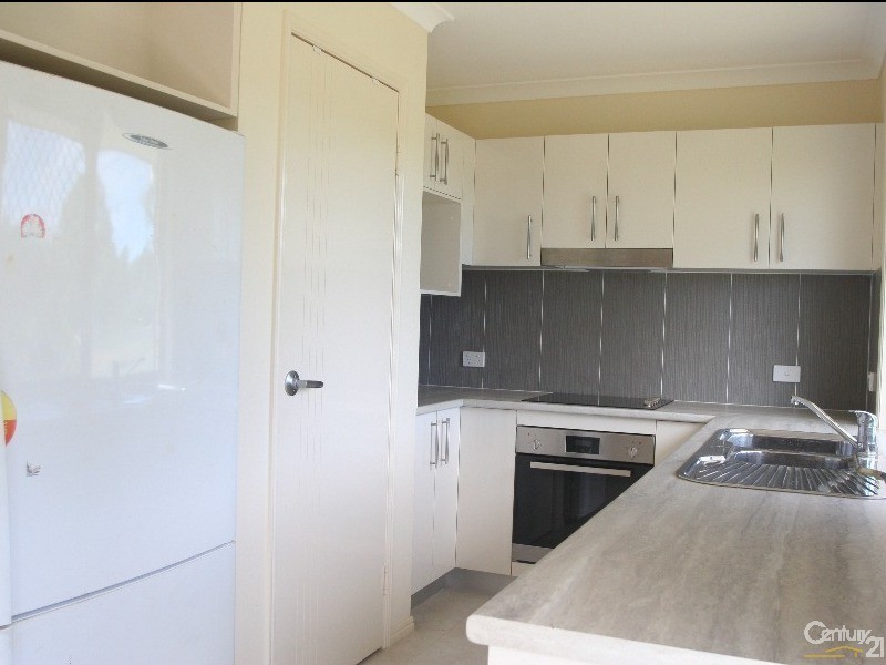 53 Markwell Close, Kooralbyn QLD 4285