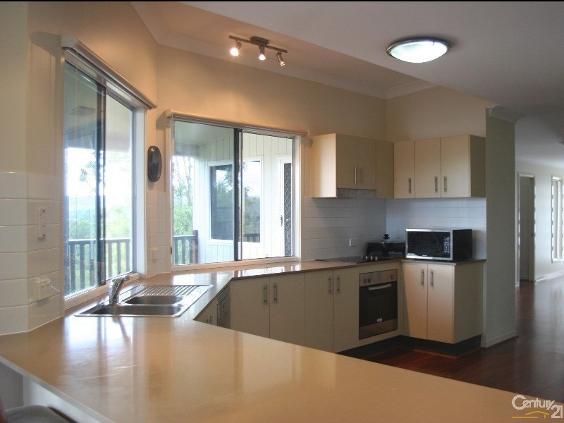 49 Francis Close, Kooralbyn QLD 4285