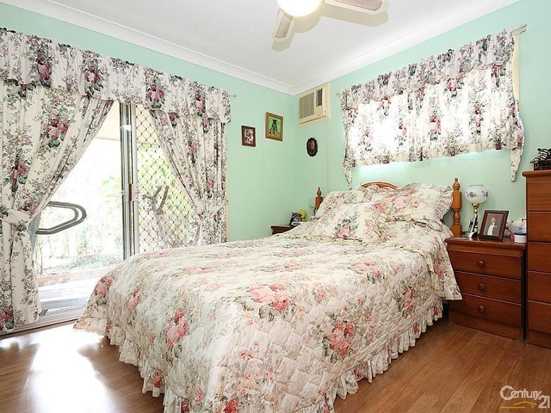 Logan Village QLD 4207