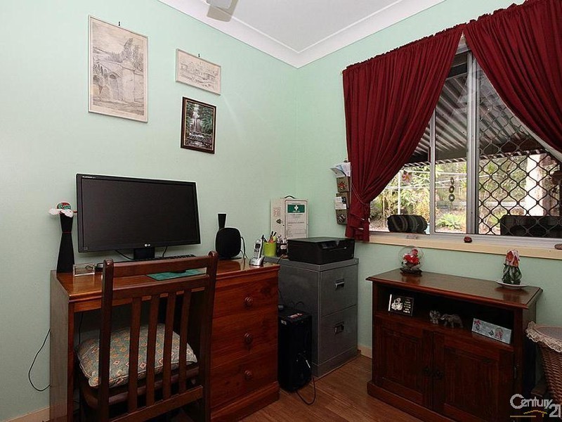 Logan Village QLD 4207