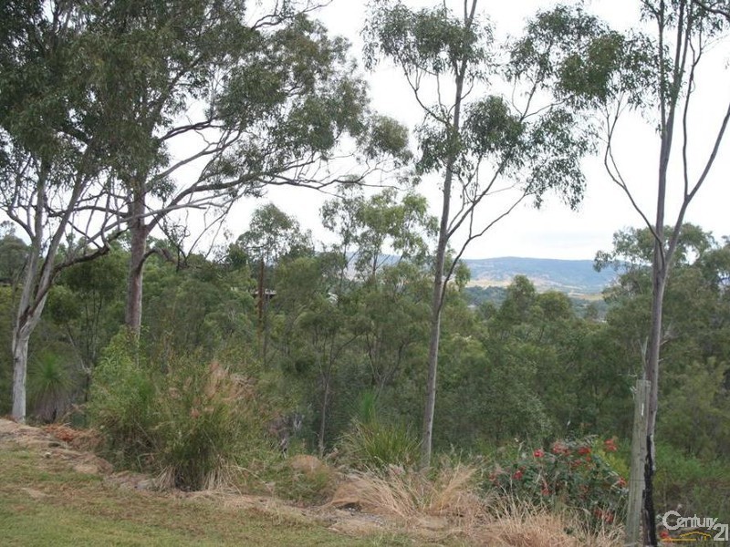 36-40 White Place, Kooralbyn QLD 4285
